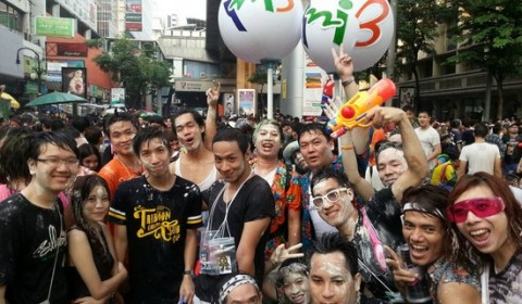 ควันหลงสงกรานต์ Ini3 ชวนเกมเมอร์ มันส์สาด..สาด ทั่วประเทศ